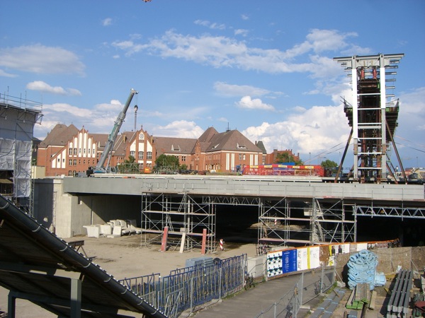 Dachbinder und Dachgiebel Ostkreuz