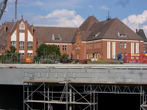 Verkürzte Bahnsteighalle Ostkreuz