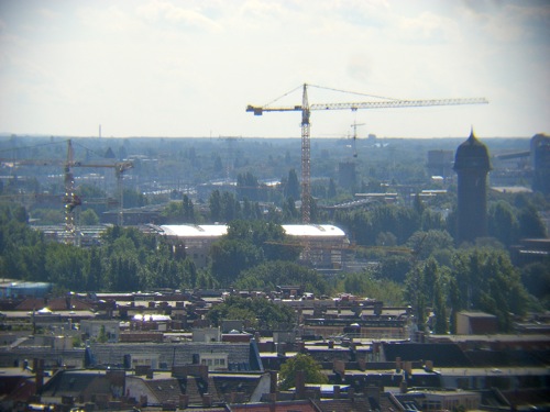 Die Hälfte des Daches der Ringbahnhalle ist gedeckt