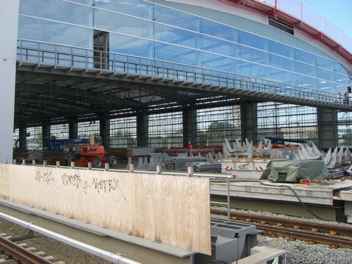 Die Bahnsteighalle am Ostkreuz