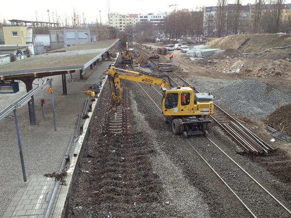 Gleiswechsel für die Fernzüge zum RAW an der Warschauerstraße