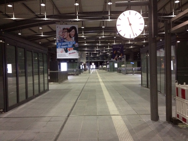 Bahnsteigmitte Ringbahnhalle Ostkreuz