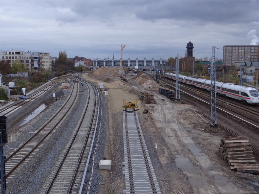 Blick auf die neue S-Bahntrasse