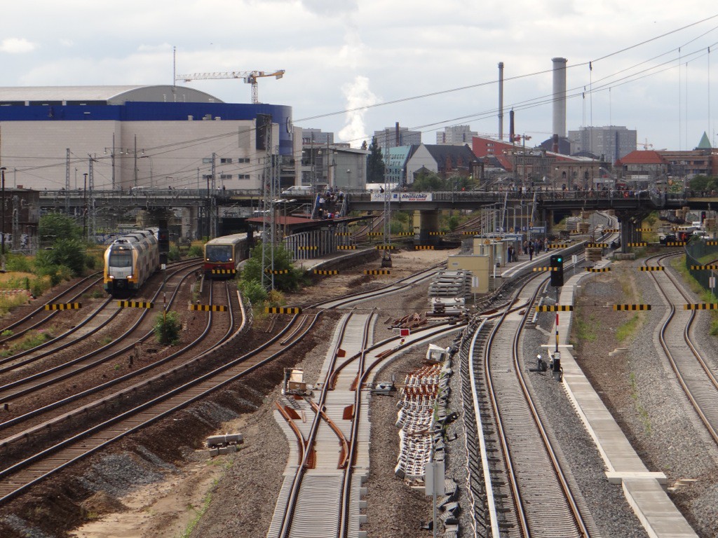 Übersicht der Bauarbeiten zwischen Ostkreuz und Ostbahnhof im September 2013