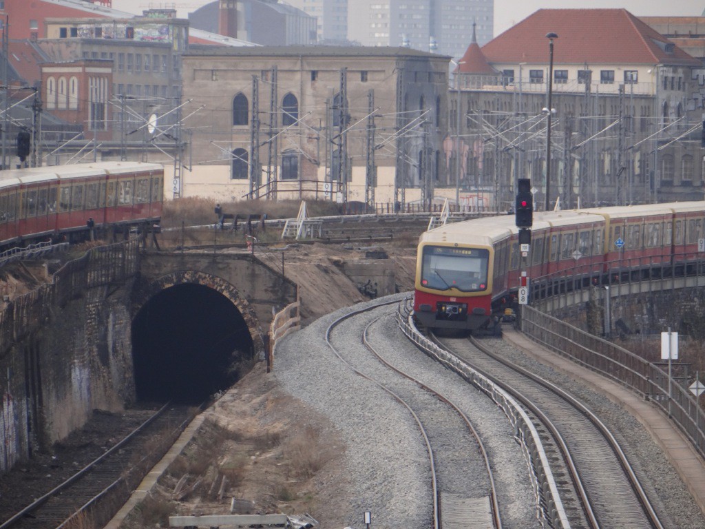 Große Baustellenübersicht zwischen Ostkreuz und Ostbahnhof