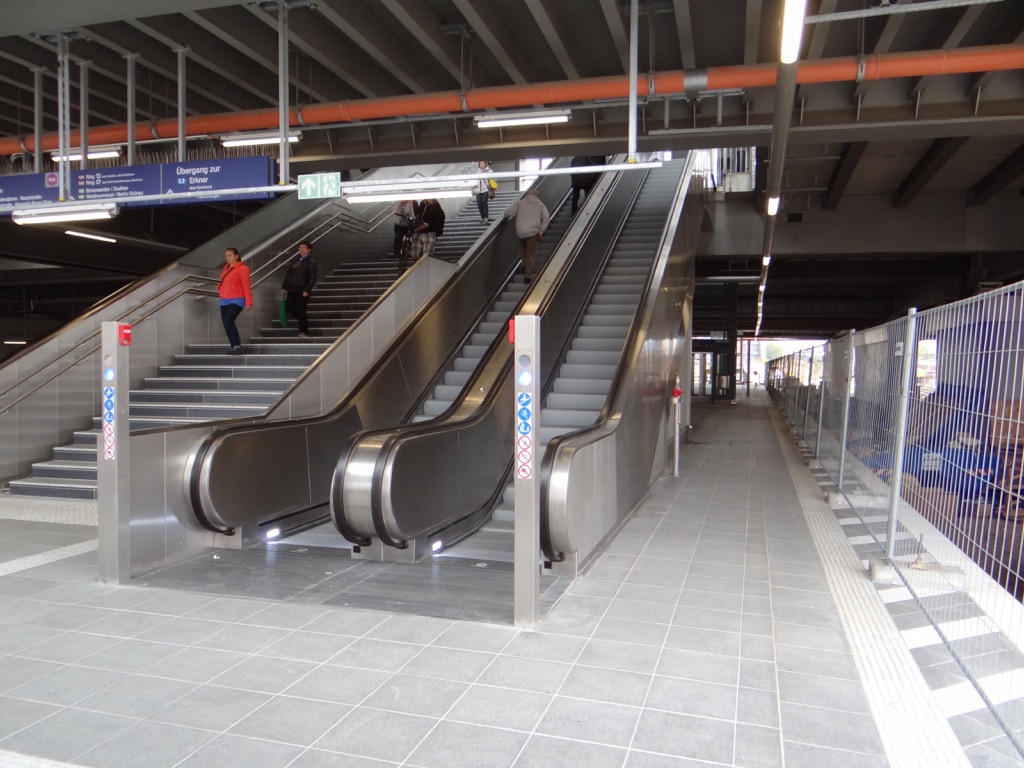 Neue Bahnsteige in Ostkreuz und Warschauer Straße eröffnet