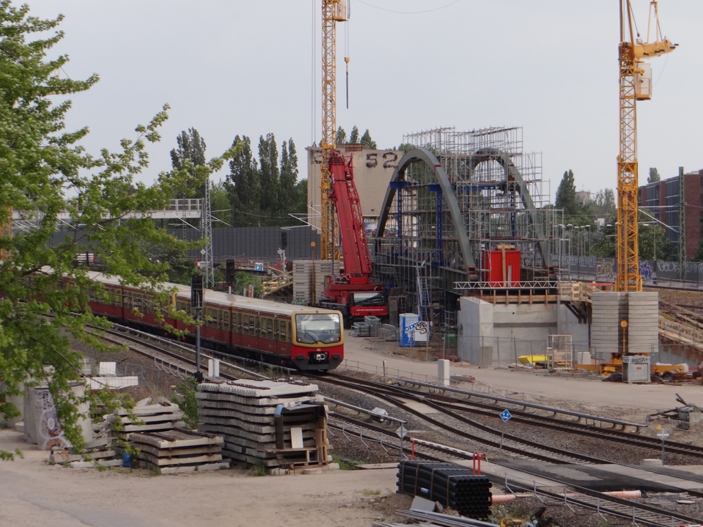 Baustellenübersicht zwischen Rummelsburg und Ostbahnhof im Mai