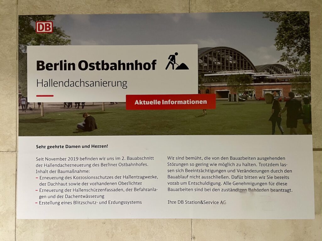 Baustellenschild Hallendachsanierung Berlin Ostbahnhof