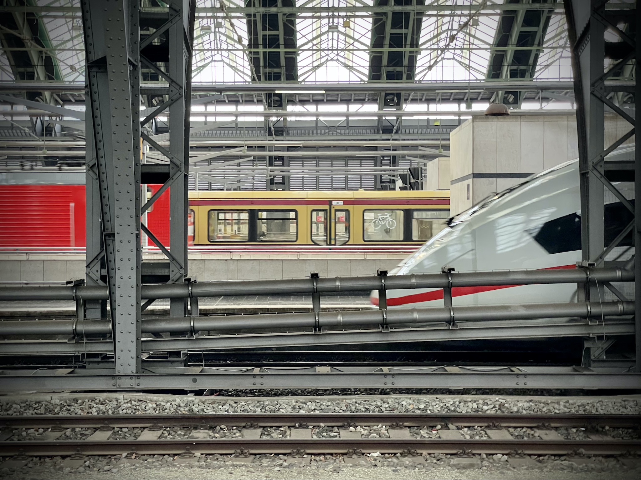 Hallendachsanierung am Ostbahnhof hat begonnen