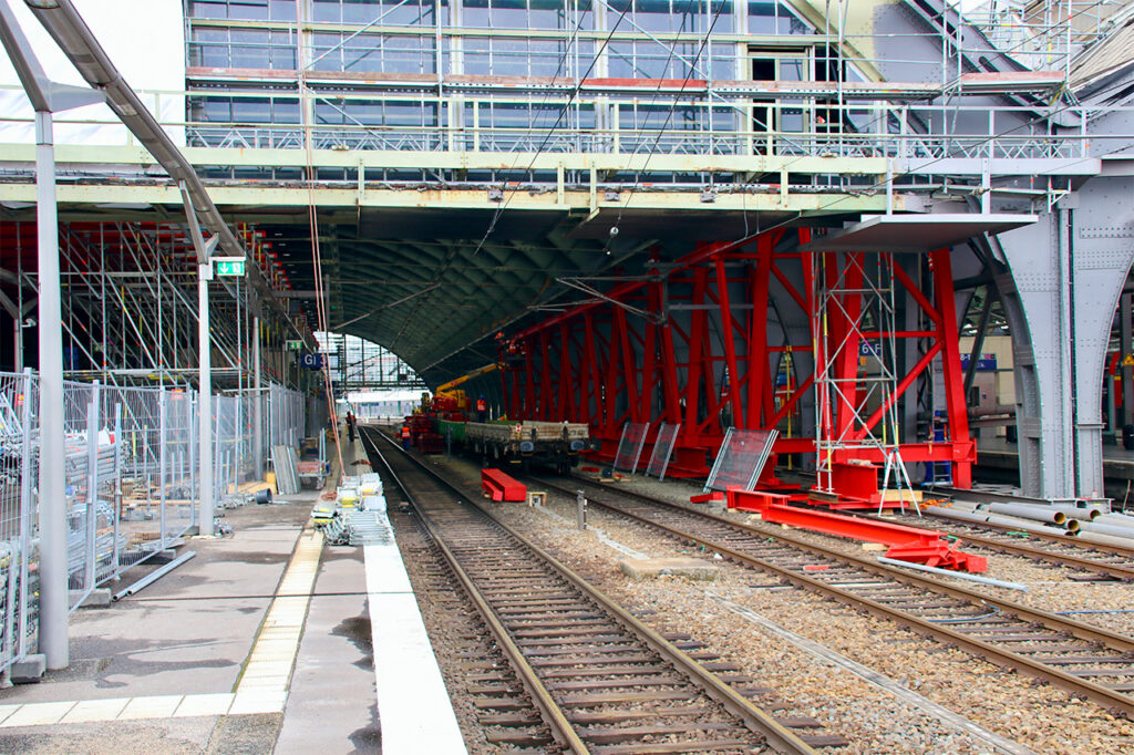 Bahnhofshalle Berlin Ostbahnhof