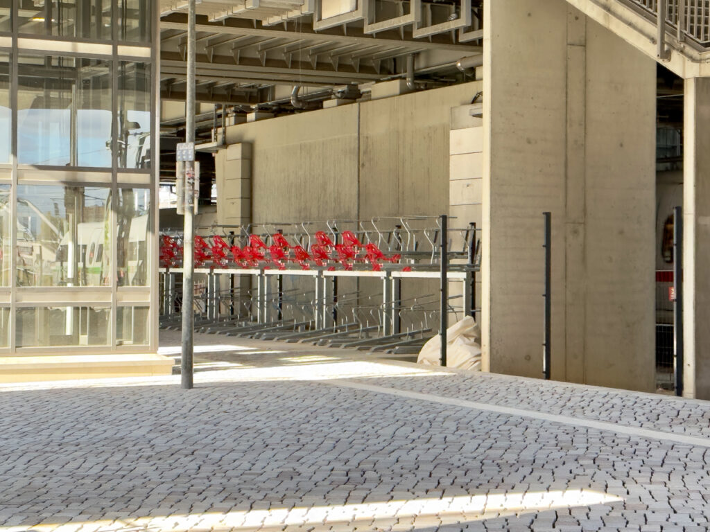 Fahrradabstellanlage am Bahnhof Ostkreuz